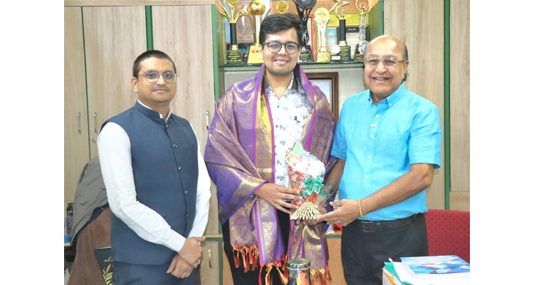 23-year-old Aakash Rahul Rathi becomes youngest chairman of Latur Urban Cooperative Bank